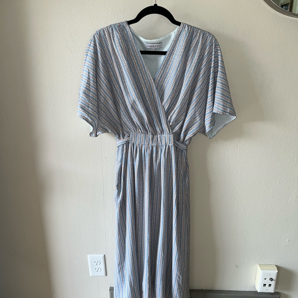 Piper & Scoot Blue Kimono style Midi Dress M